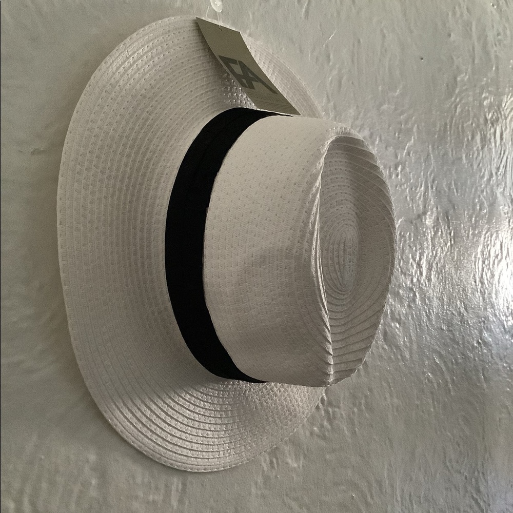New Free Authority Hat